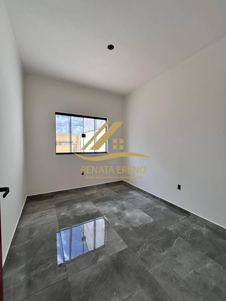 Casa à venda com 2 quartos, 59m² - Foto 4