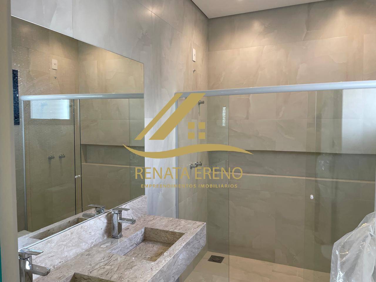 Casa à venda com 3 quartos, 200m² - Foto 4