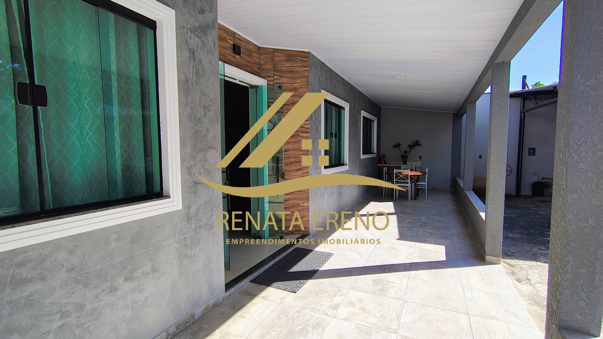 Casa à venda com 3 quartos, 1488m² - Foto 1