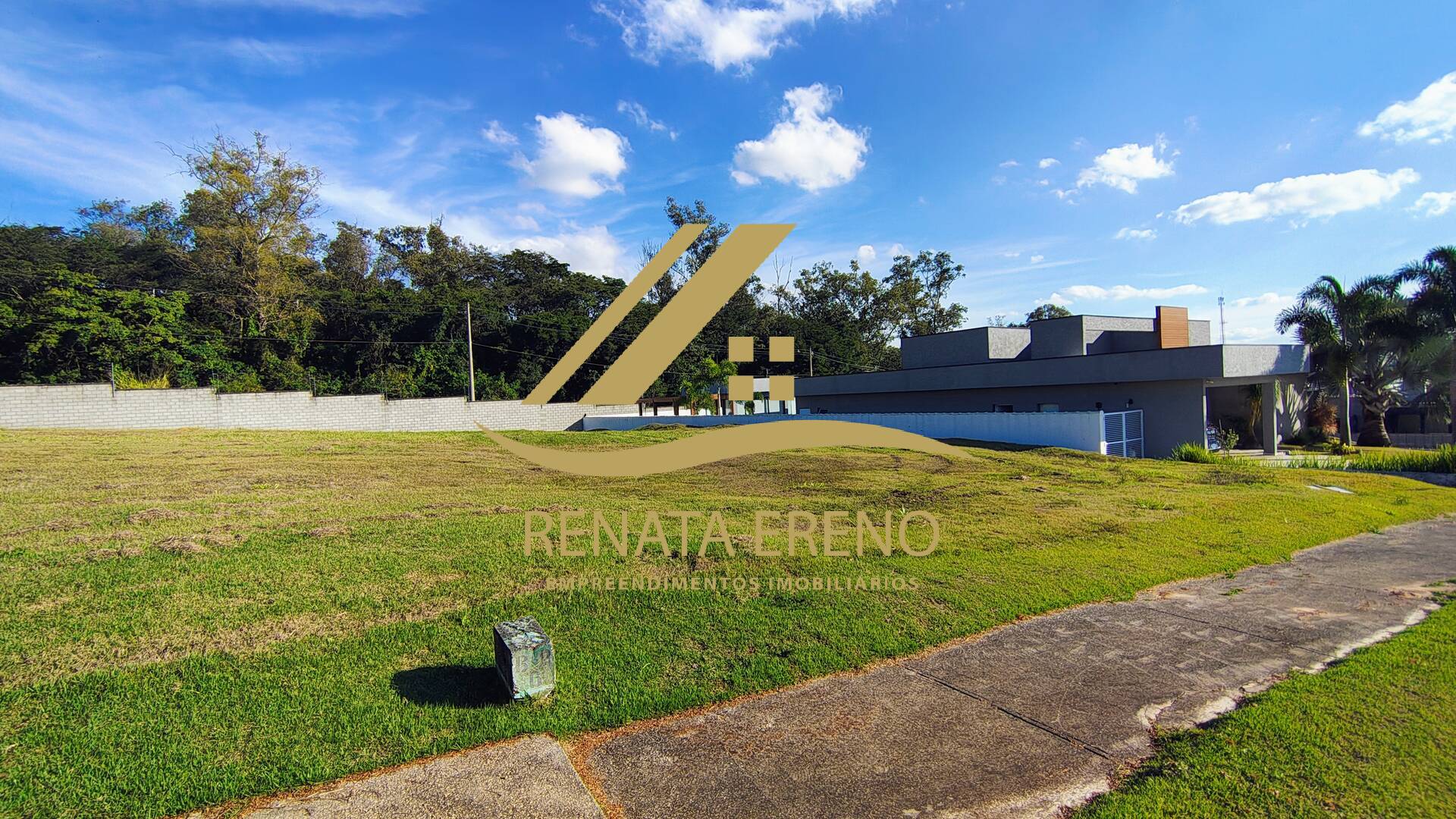 Terreno à venda, 1000m² - Foto 1