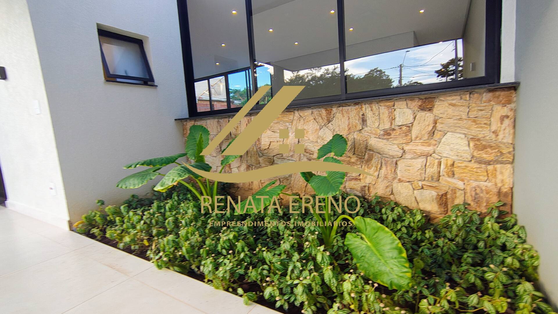 Casa à venda com 3 quartos, 307m² - Foto 5