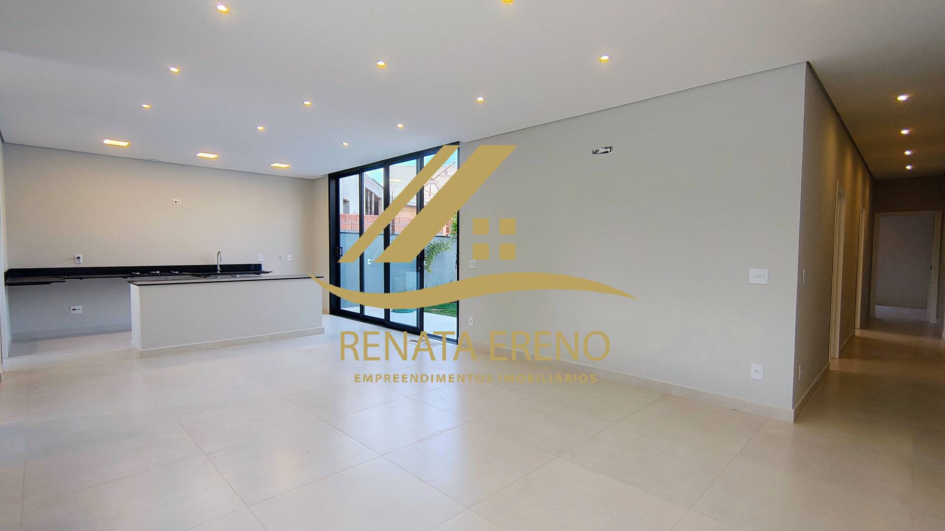 Casa à venda com 3 quartos, 307m² - Foto 7