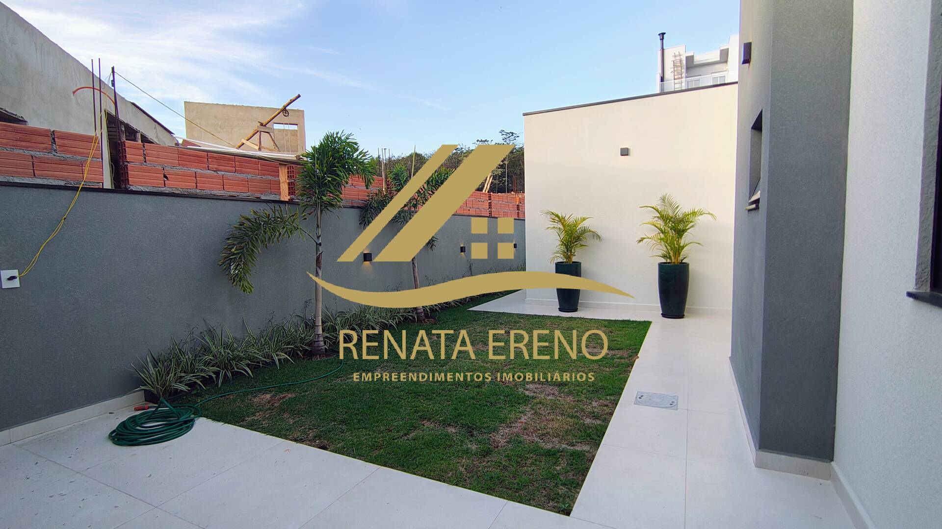 Casa à venda com 3 quartos, 307m² - Foto 12